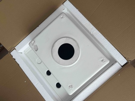 Proč spodn&iacute; strana granitov&eacute;ho dřezu nen&iacute; dokonale hladk&aacute;?