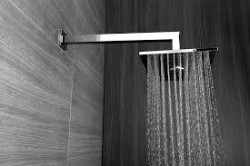 HLAVOVÉ SPRCHY A RAMÍNKA