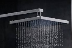 HLAVOVÉ SPRCHY A RAMÍNKA