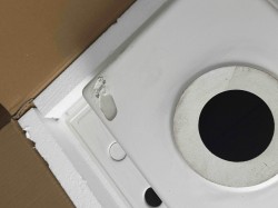 Proč spodn&iacute; strana granitov&eacute;ho dřezu nen&iacute; dokonale hladk&aacute;?