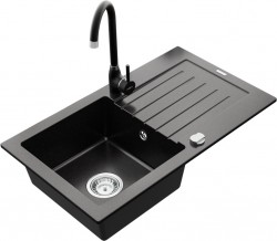 Černé dřezy s baterií